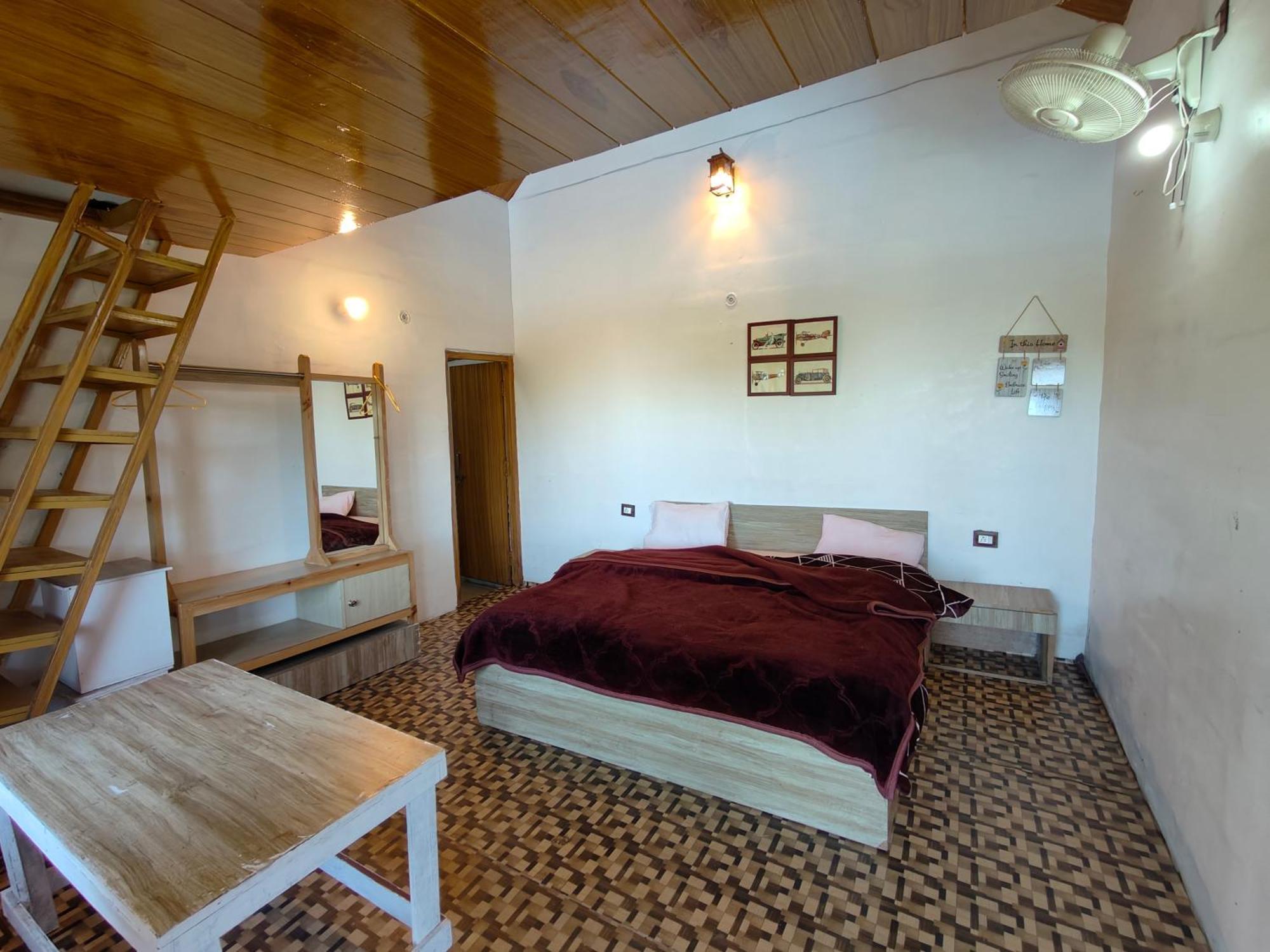 Himwanderer Camps & Cottages Pangot Nainital Exterior photo