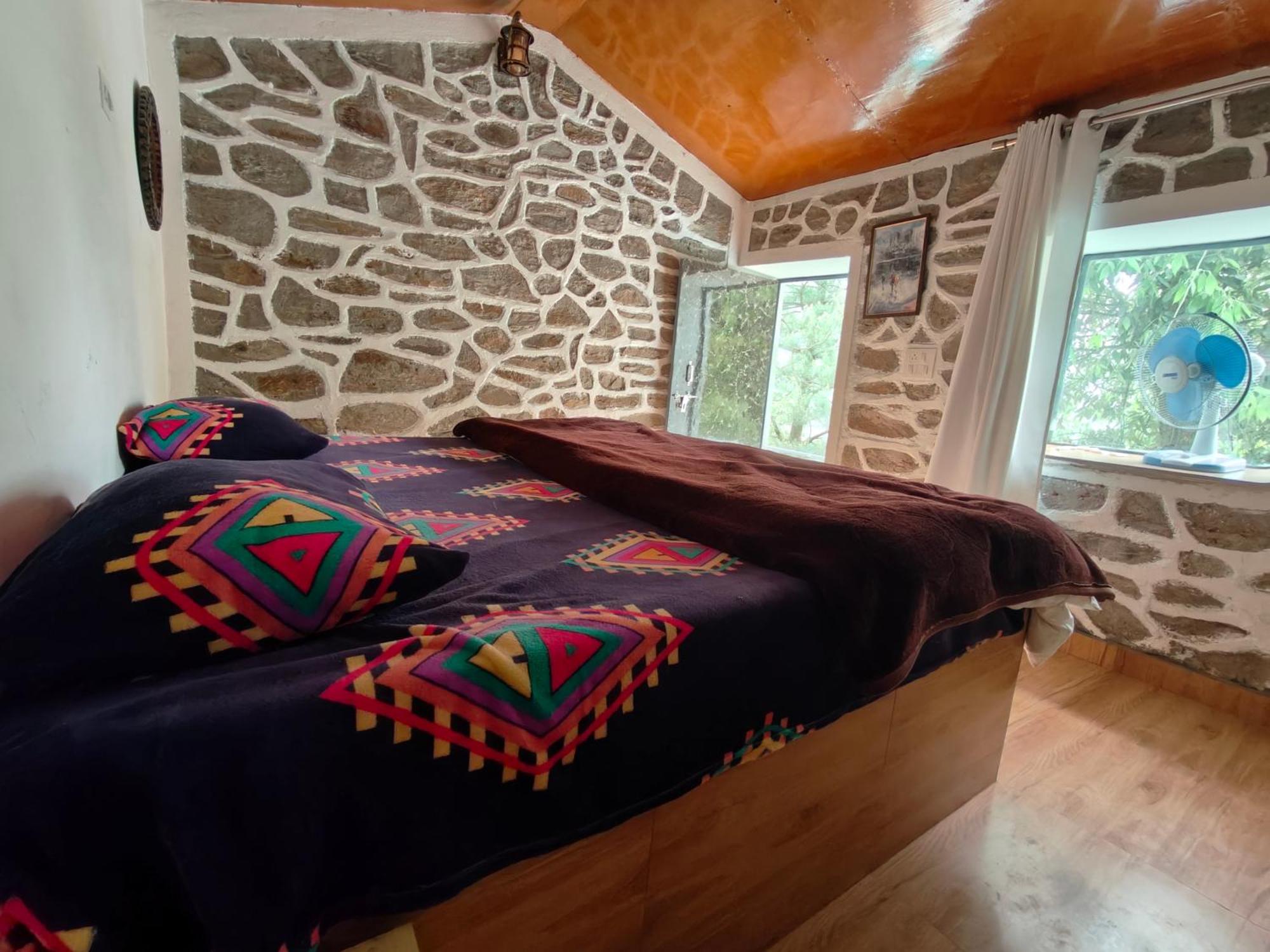 Himwanderer Camps & Cottages Pangot Nainital Room photo